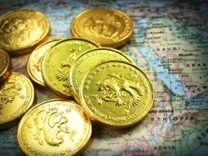 Guldpengar på en karta